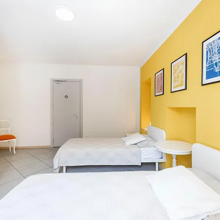 Chery Bed & Breakfast